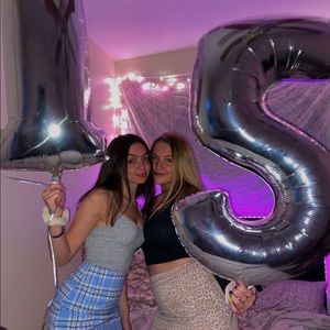 Meet your Posher, Kaitlynn